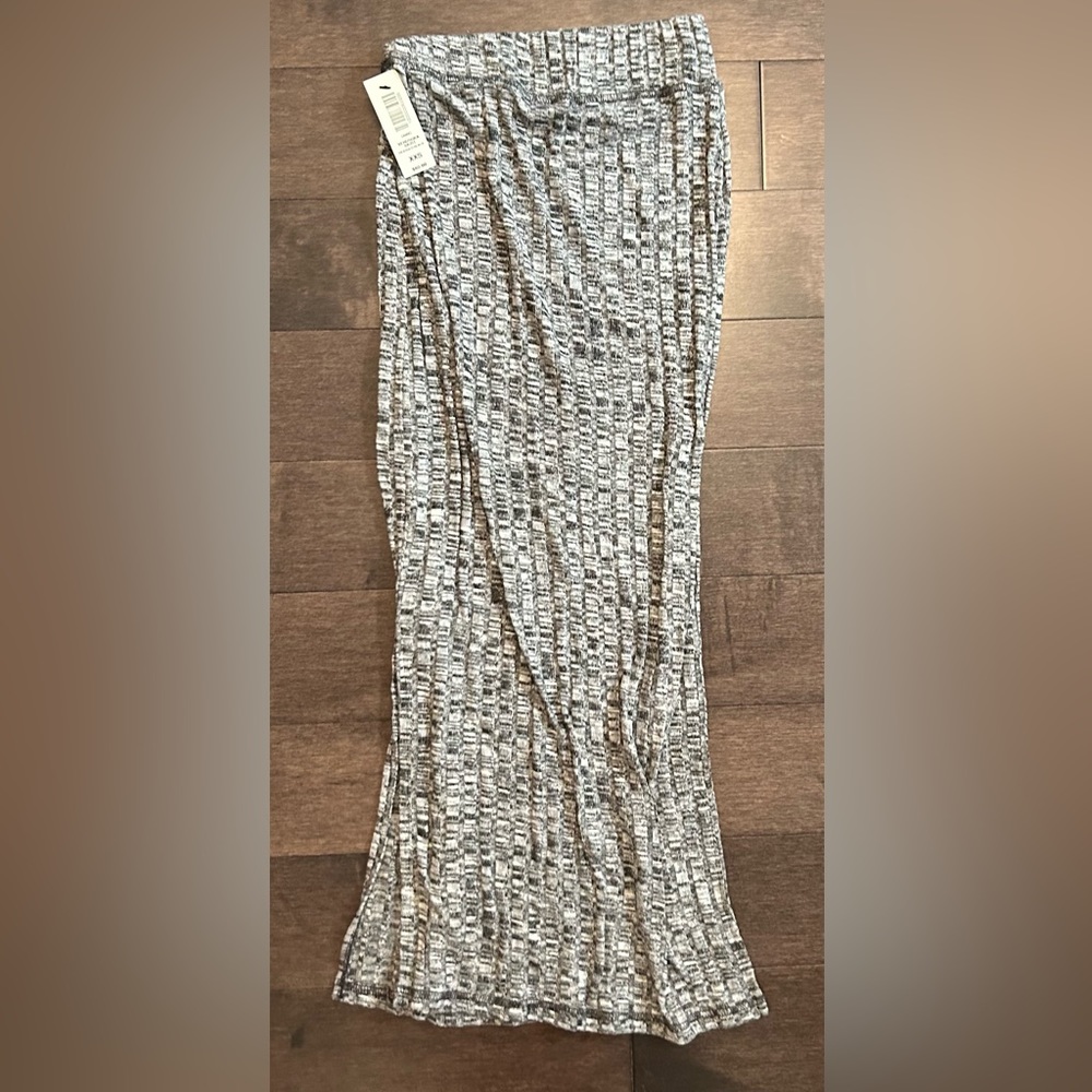 Aritzia Wilfred Knit Midi Skirt
